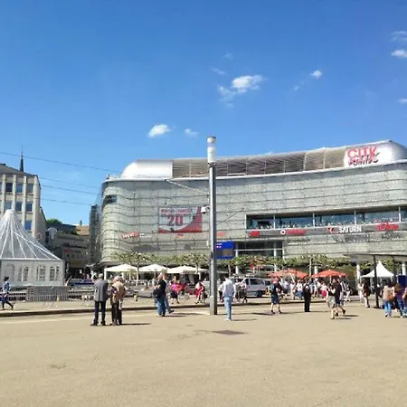 Art City-studio 2, Gross, Modern, Citynah, 3 Schlafzimmer, 2 Baeder, Kostenfreie Parkplaetze, 2 Sued-balkons, Herkulesblick *