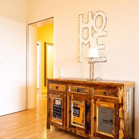 Appartement Art City-studio 2, Gross, Modern, Citynah, 3 Schlafzimmer, 2 Baeder, Kostenfreie Parkplaetze, 2 Sued-balkons, Herkulesblick Cassel