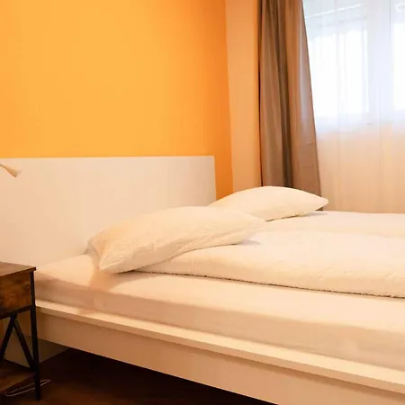 Art City-studio 2, Gross, Modern, Citynah, 3 Schlafzimmer, 2 Baeder, Kostenfreie Parkplaetze, 2 Sued-balkons, Herkulesblick 아파트 *