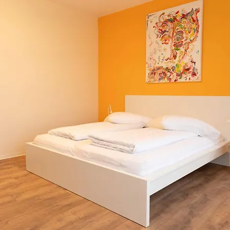 Art City-studio 2, Gross, Modern, Citynah, 3 Schlafzimmer, 2 Baeder, Kostenfreie Parkplaetze, 2 Sued-balkons, Herkulesblick Cassel