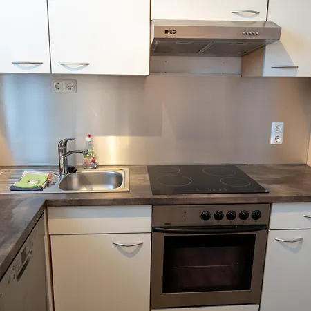 Art City-studio 2, Gross, Modern, Citynah, 3 Schlafzimmer, 2 Baeder, Kostenfreie Parkplaetze, 2 Sued-balkons, Herkulesblick