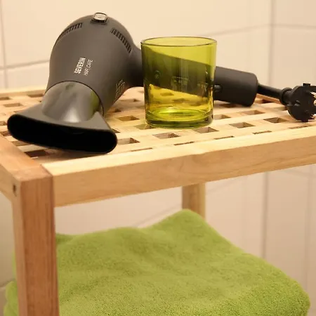 Appartement Art City-studio 2, Gross, Modern, Citynah, 3 Schlafzimmer, 2 Baeder, Kostenfreie Parkplaetze, 2 Sued-balkons, Herkulesblick