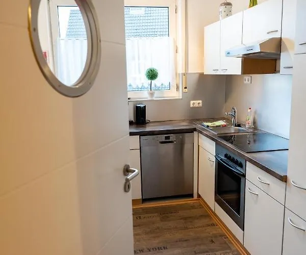 Art City-studio 2, Gross, Modern, Citynah, 3 Schlafzimmer, 2 Baeder, Kostenfreie Parkplaetze, 2 Sued-balkons, Herkulesblick קאסל