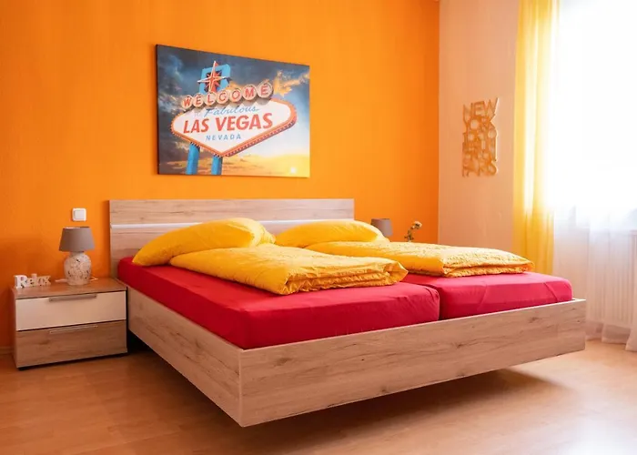 Art City-studio 2, Gross, Modern, Citynah, 3 Schlafzimmer, 2 Baeder, Kostenfreie Parkplaetze, 2 Sued-balkons, Herkulesblick