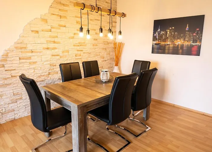 Art City-studio 2, Gross, Modern, Citynah, 3 Schlafzimmer, 2 Baeder, Kostenfreie Parkplaetze, 2 Sued-balkons, Herkulesblick *